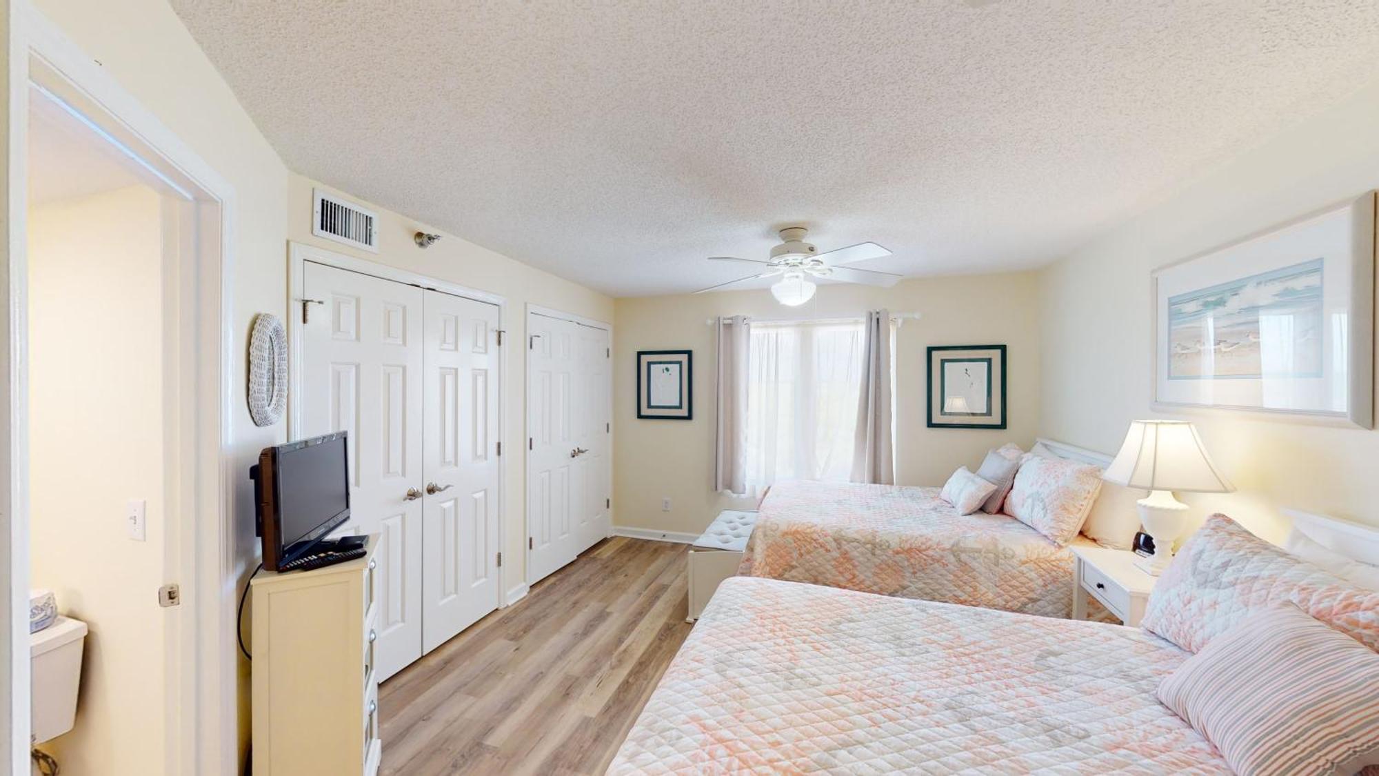 Litchfield Beach & Golf Resort Екстер'єр фото