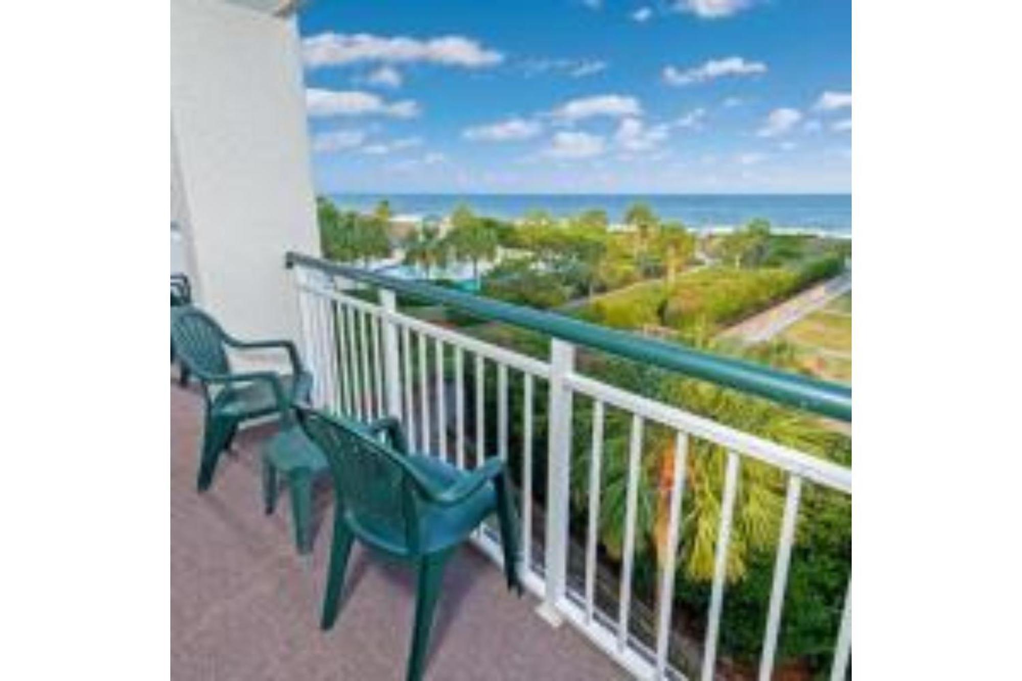 Litchfield Beach & Golf Resort Екстер'єр фото