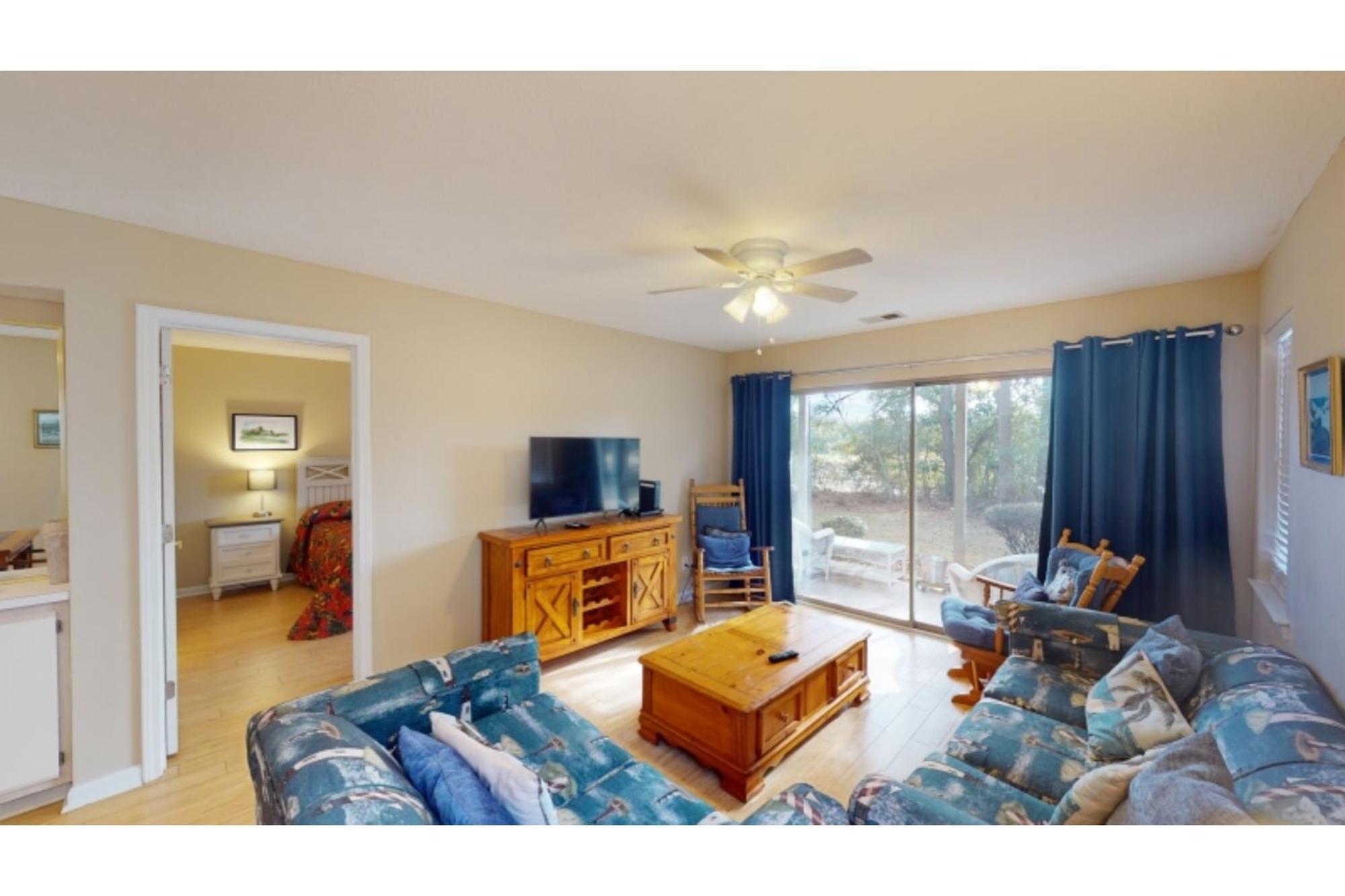 Litchfield Beach & Golf Resort Екстер'єр фото
